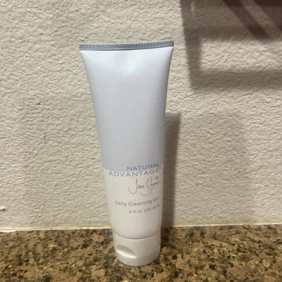 Natural Advantage By Jane Seymour Skin Daily Cleansing Gel 4 fl. oz NEW Sealed - Image 1 of 3