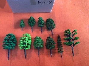 OO scale -10 Trees ,Forest, Scenery, Multi Types & sizes, Fast Uk Post FIE2 - Picture 1 of 7