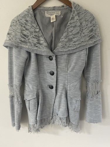 VETEMENTS Giacca Nick And Mo taglia S donna blu chiaro con bottoni e volant fondo coquette