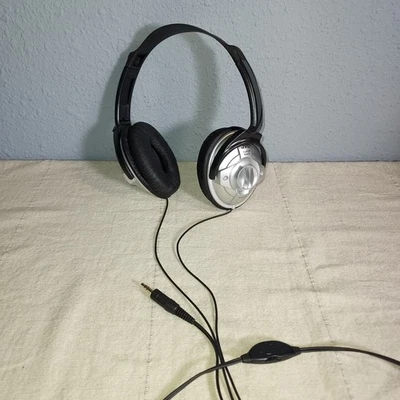 Fones de ouvido supra-auriculares JVC HA-V570 supra-aural tamanho completo ajustável SUPER BASS - Imagem 1 de 4