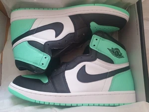 Nike Air Jordan 1 Retro High OG "Green Glow" EU42,5 NEU - Bild 1 von 5