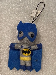 DC Comics 2,5" kleine Batman hängende Garn (Voodoo) Puppe *gebraucht* j2 - Bild 1 von 3