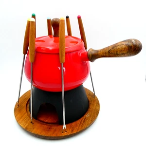 Red Enameled Fondue Pot Set with Wood Base Forks Cheese Japan MCM Vintage - Picture 1 of 17
