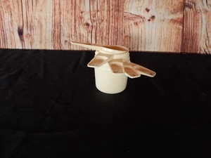 Juego de 5 tazas de medición Tupperware vintage ~1/4 ~ 1/2 ~ 2/3 ~ 3/4 ~ 1 taza ~ beige - Imagen 1 de 3