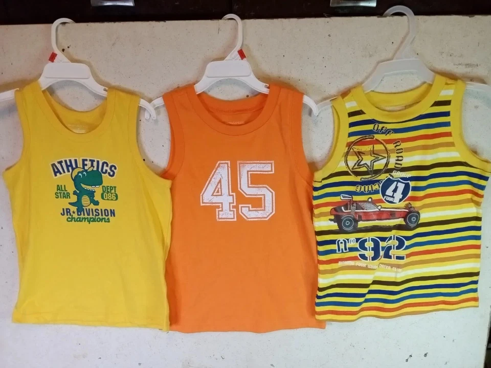 Juego de tres camisetas sin mangas para niños talla 4T Fisher Price And Wonder Kids Foto 1 de 4