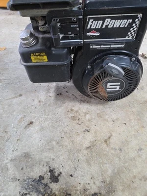 Briggs and Stratton 5 HP Engine Fun Power  Go Kart Racing - Image 1 of 4