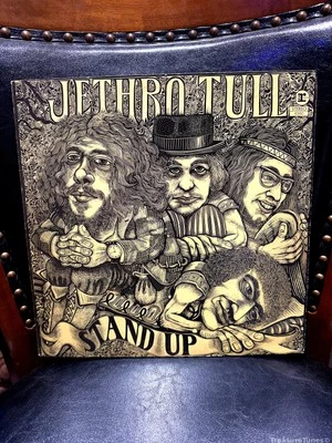 Jethro Tull - Stand Up Vinyl LP [1969] RS 6360 - Image 1 of 4