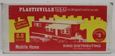 King Distributing Plasticville 0400 O Mobile Home/ Trailer kit Blue Cream A - Image 1 of 3