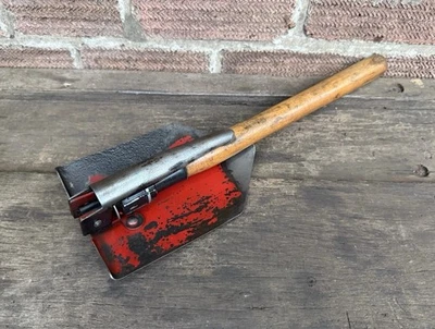 Vintage Folding Trenching Shovel Spade Camping Metal Detecting Old Tool - Image 1 of 4