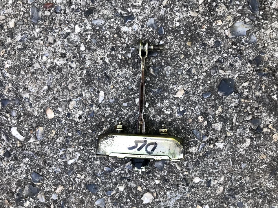 Toyota MR2 MK1 AW11 MK1b 1988 puerta lateral del conductor tapón correa de retención Foto 1 de 1