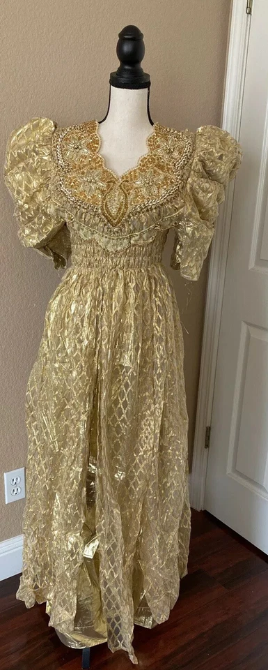 Vestido africano de boda argelino Blouza dorado con cuentas talla S-M Foto 1 de 4