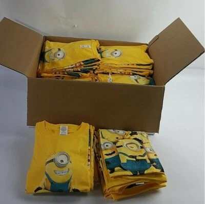 Despicable Me Pyramid of Minions Boys T-Shirt Large Gildan - Image 1 of 4