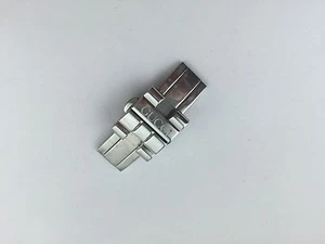 Authentic Gucci G 3600L Stainless Steel Watch Band Lock - Picture 1 of 3