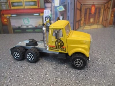 MAJORETTE SEMI 1/60 CLEAN WORLD WIDE SHIPPING - Image 1 of 4