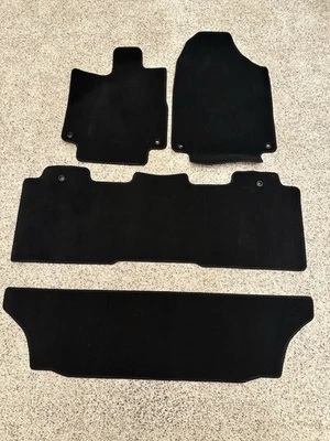 Honda Odyssey 2019 - 2024 OEM Car Mats - Black - 4 pieces - Image 1 of 4