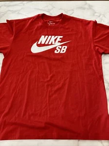 Nike Dri Fit Logo T-Shirt Sz-M NEW - Picture 1 of 7