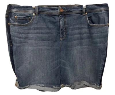 24W INC Denim Woman Slim Tech Fit 5 pocket Jean Shorts Bottom Cuff - Image 1 of 4