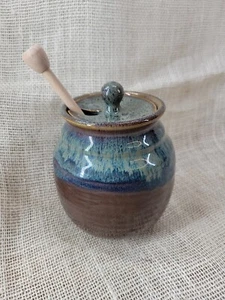 Neher Pottery Honey Pot With Honey Dipper 2018 - Picture 1 of 8