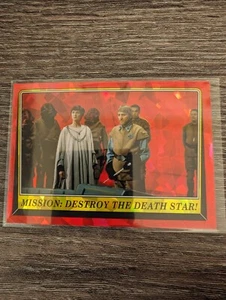 2023 Topps zaffiro cromato Star Wars ROTJ n. 63 Mission: Destroy the Death Star! - Foto 1 di 2