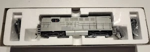 Atlas Master HO H15/16-44 Locomotive UNDECORATED w/Sill Handrails - Picture 1 of 6