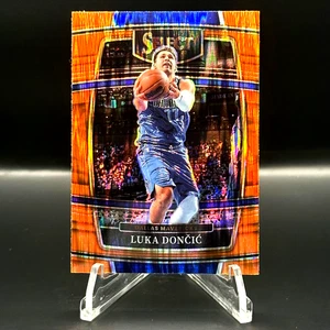 2021-22 Panini Select LUKA DONCIC #12 Concourse Orange Flash Prizm - Bild 1 von 3