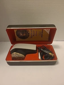 Afeitadora Eléctrica Norelco Triple Cabezal De Colección con Estuche FUNCIONA Necesita Piezas HP1112  - Imagen 1 de 18