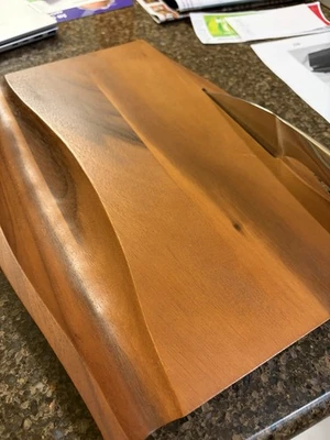 Tabla de queso Nambé Harmony con cuchillo - Madera de acacia y acero inoxidable Foto 1 de 4