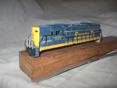 X3140 HO ATLAS SANTA FE RR 979 EMD SD24 DIESEL LOCO BODY SHELL - Image 1 of 2
