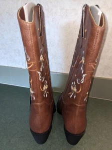 Midnight Velvet Cowgirl Boots Embroidered women's size 6M Brown Yellow Floral - Bild 1 von 7