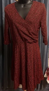 Women's Three Quarter Sleeve Faux Wrap Fit and Flare Dress BlackRed Print M - Picture 1 of 3