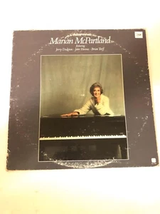 "MARIAN McPARTLAND ""Porträt von Marian McPartland"" LP signiert für ""Bob" - Bild 1 von 4