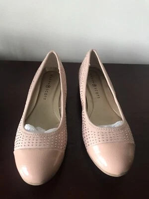 Cuña Karen Scott Rosa Ballet Puntera Redonda 7.5 Oro Rosa Estrás Foto 1 de 4