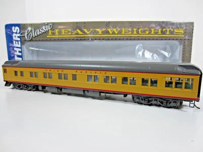 Walthers 932-10458 Union Pacific Heavyweight Solarium-Observation Car - Image 1 of 3