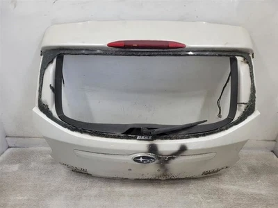 Subaru Impreza 2012-2014 vagón maletero escotilla puerta trasera - blanco satinado *dañado* Foto 1 de 4