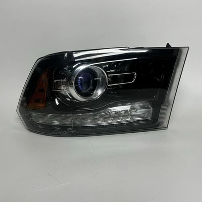 FARO DODGE RAM 1500 2014-2018 DAÑADO OEM LADO DERECHO DEL PASAJERO Foto 1 de 4