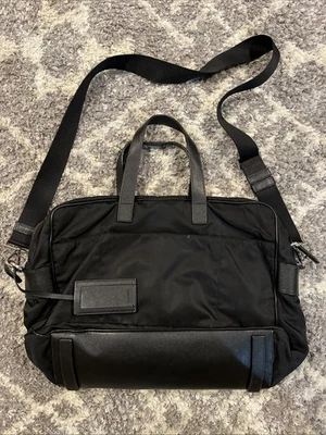 Maletín PRADA Tessuto Bolsa de Viaje Foto 1 de 4