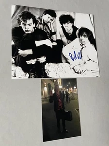PETER BUCK (R.E.M.) Autógrafo firmado en persona 2019 20x25 + foto - Imagen 1 de 1