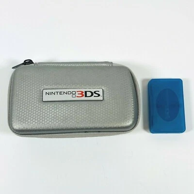 Nintendo 3DS Zippered Protective Travel Carry Case Silver Plus 2 Game Hard Case - Image 1 of 4
