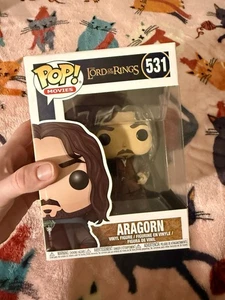 Aragorn Herr der Ringe Funko Pop #531 mit Protector NEUWERTIG - Bild 1 von 8
