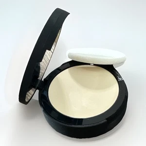It Cosmetics Bye Bye Pores Pressed Airbrushed Finish Pressed Powder Translucent - Picture 1 of 1