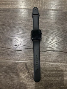 Apple Watch SE 40 mm - Zdjęcie 1 z 3