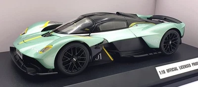 CMJ 1/18 Scale Diecast DC118AMVKSG - Aston Martin Valkyrie - Appletree Green - Image 1 of 4
