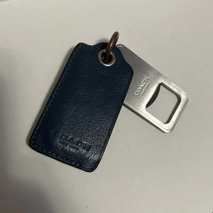 Coach Flaschenöffner Leder Schlüsselanhänger - Bild 1 von 3