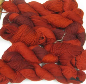 CLEARANCE 5 x 100gm Aust Merino Wool 8ply Handdyed Knitting Yarn Fireburst Reds - Picture 1 of 5