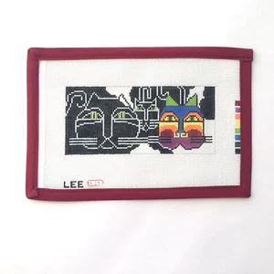 LEE DESIGNS Handpainted Needlepoint Canvas Black Cats Faces Portraits 18 Mesh - Picture 1 of 3