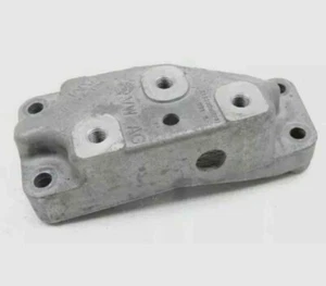 Genuine Vw Volkswagen Golf MK5 1.9 2.0  1K0199117AM Passenger GEAR Engine Mount - Picture 1 of 3