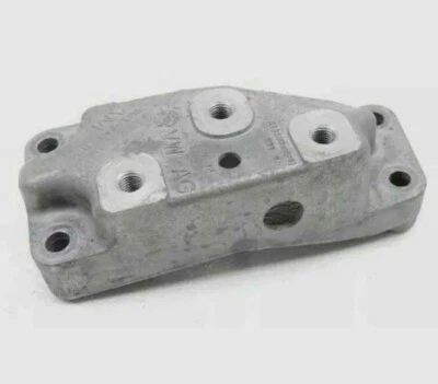 Genuine Vw Volkswagen Golf MK5 1.9 2.0  1K0199117AM Passenger GEAR Engine Mount - Image 1 of 3