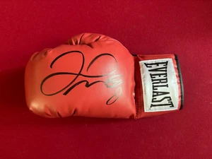 Floyd Mayweather , "Autographed" (JSA) Everlast Boxing Glove (Scarce / Vintage) - Picture 1 of 2