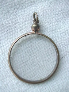 * BIJOU FANTAISIE ANCIEN PENDENTIF 2.5 cm de Ø - Picture 1 of 2