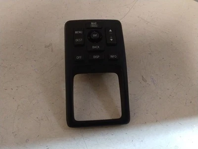 LEXUS IS200 SAT NAV CONTROL PANEL 86820-53040. - Image 1 of 4